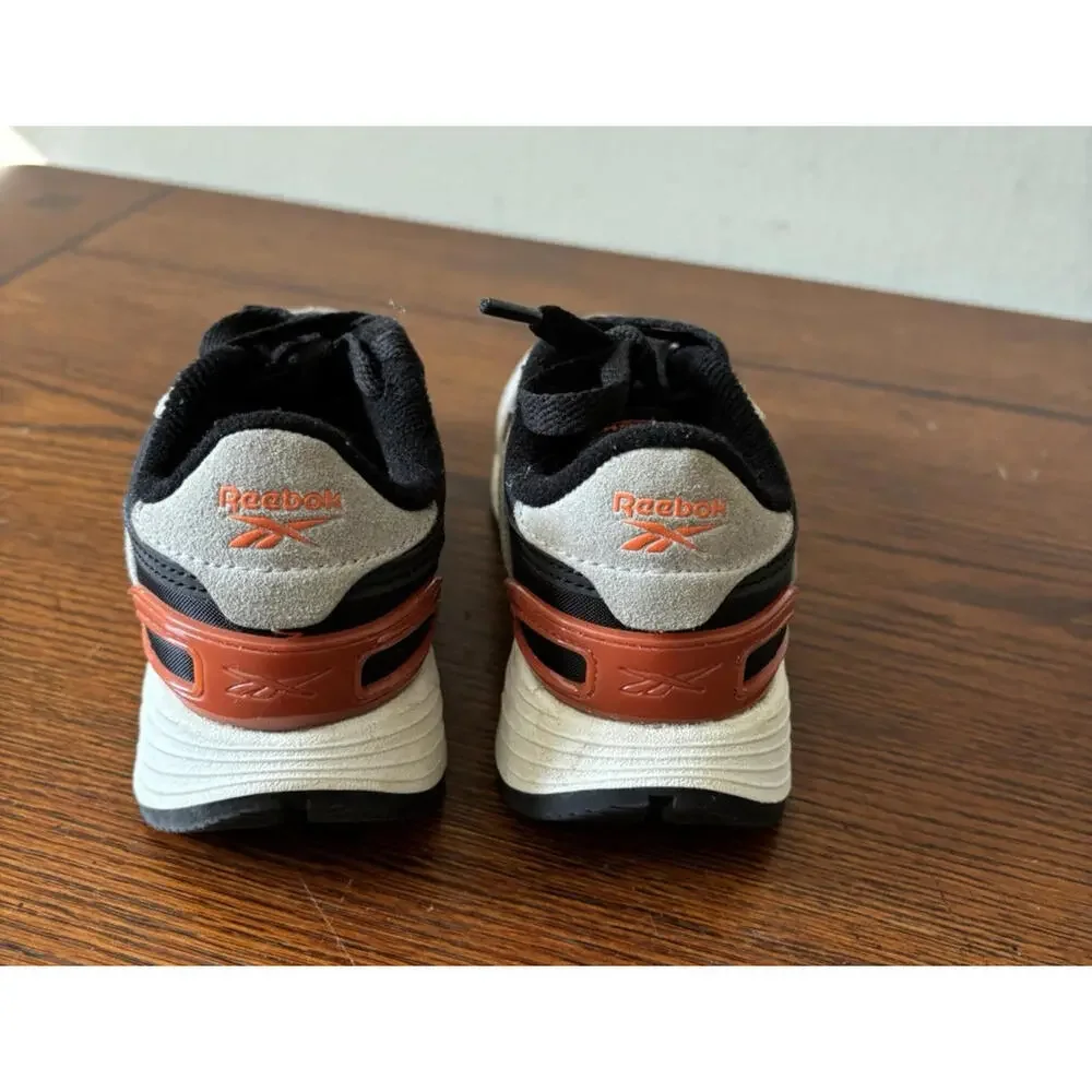 Reebok Youth Classic Tennis Shoe, Sneakers Black White Red Youth Size 11 - Picture 4 of 9